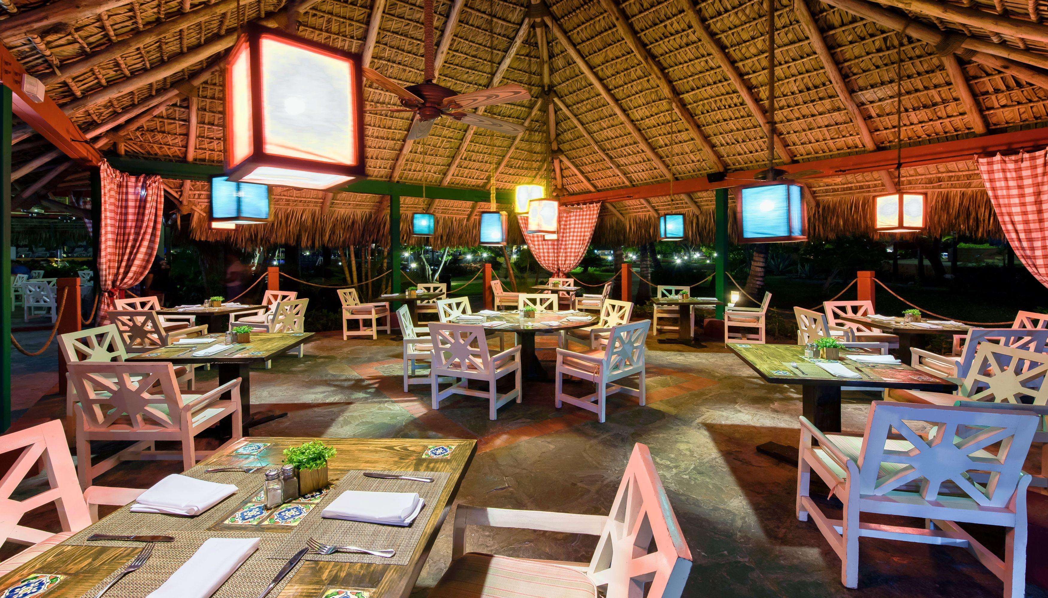 Catalonia Royal La Romana Adults Only Bayahibe Esterno foto The interior of the restaurant