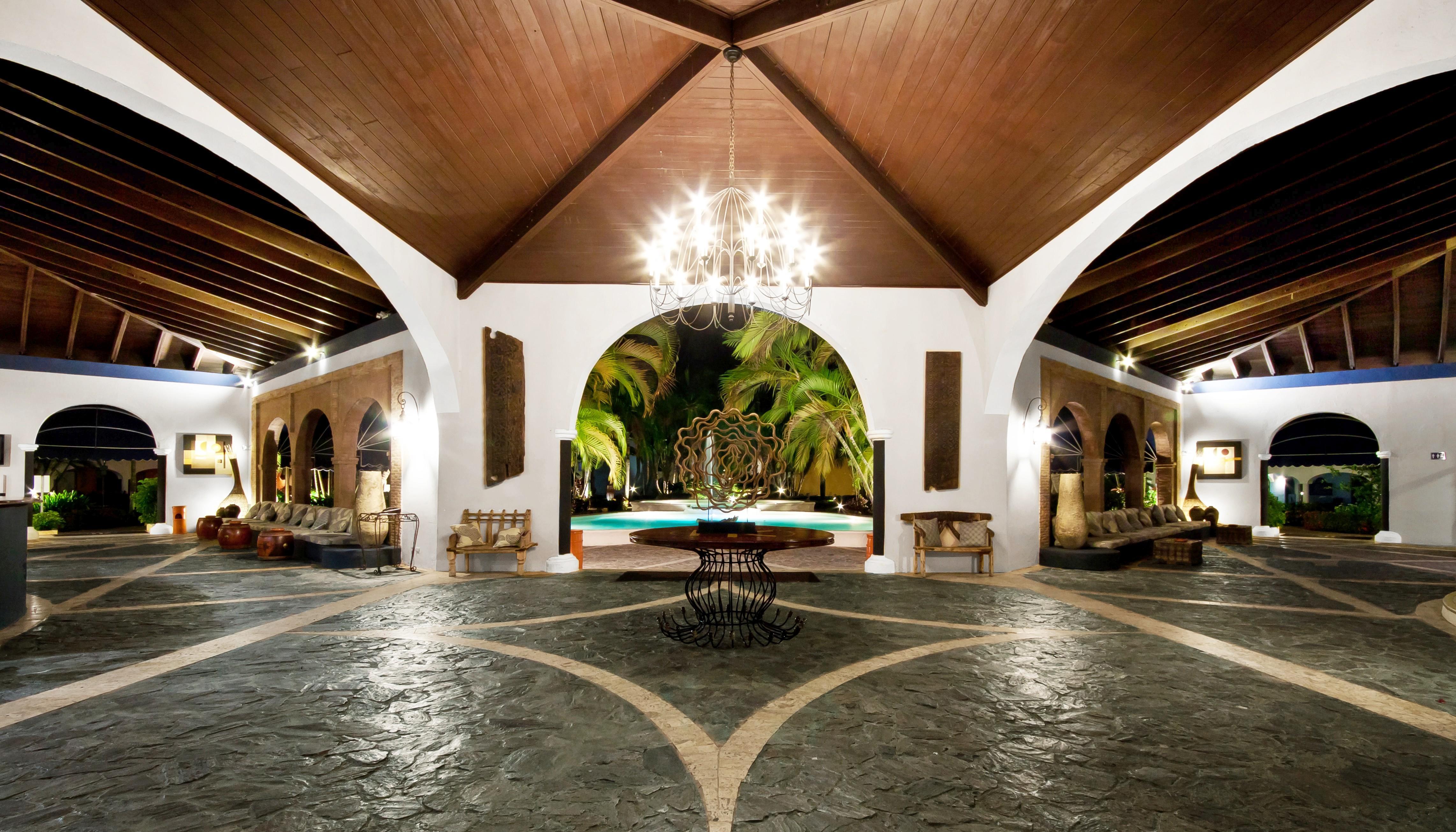 Catalonia Royal La Romana Adults Only Bayahibe Esterno foto The lobby of the hotel