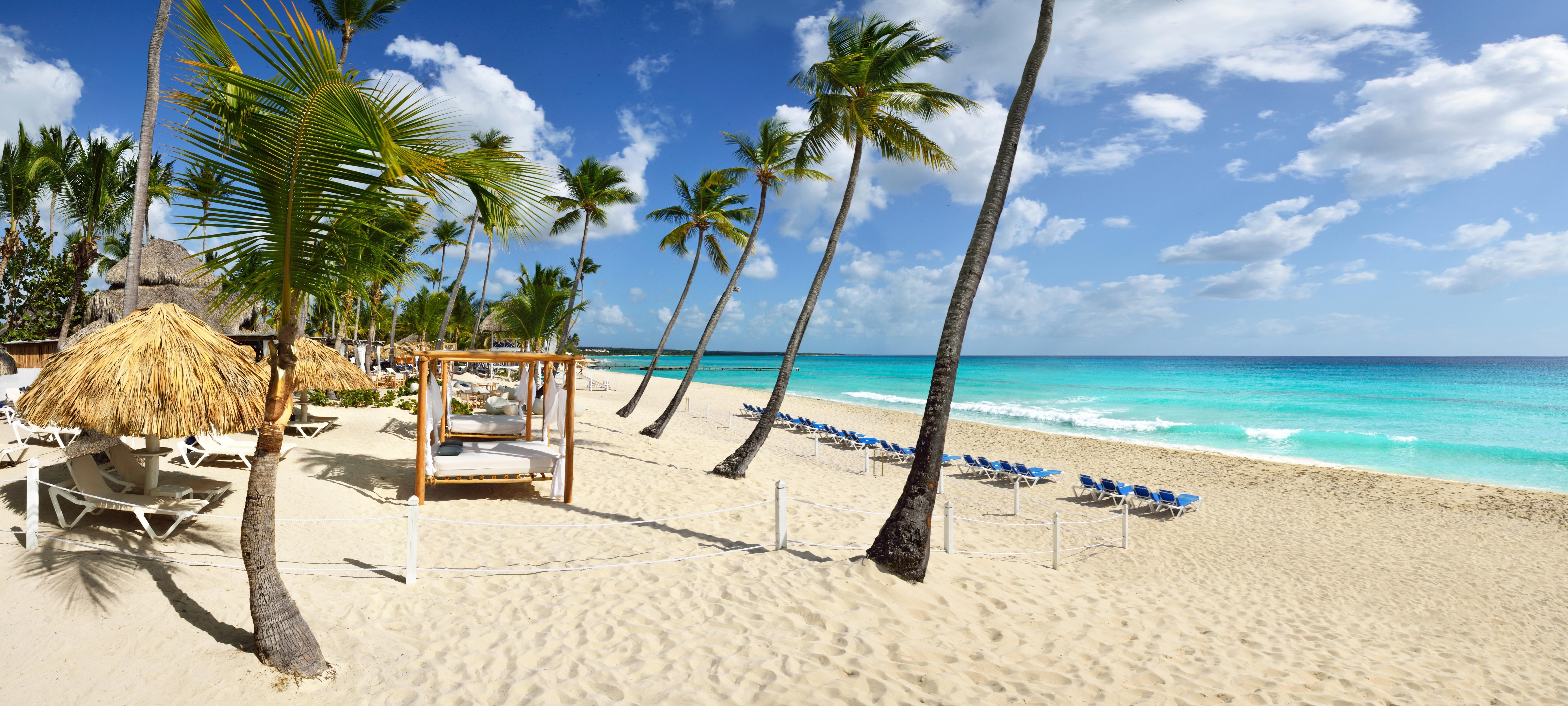 Catalonia Royal La Romana Adults Only Bayahibe Esterno foto Beach at Hard Rock Hotel & Casino Punta Cana