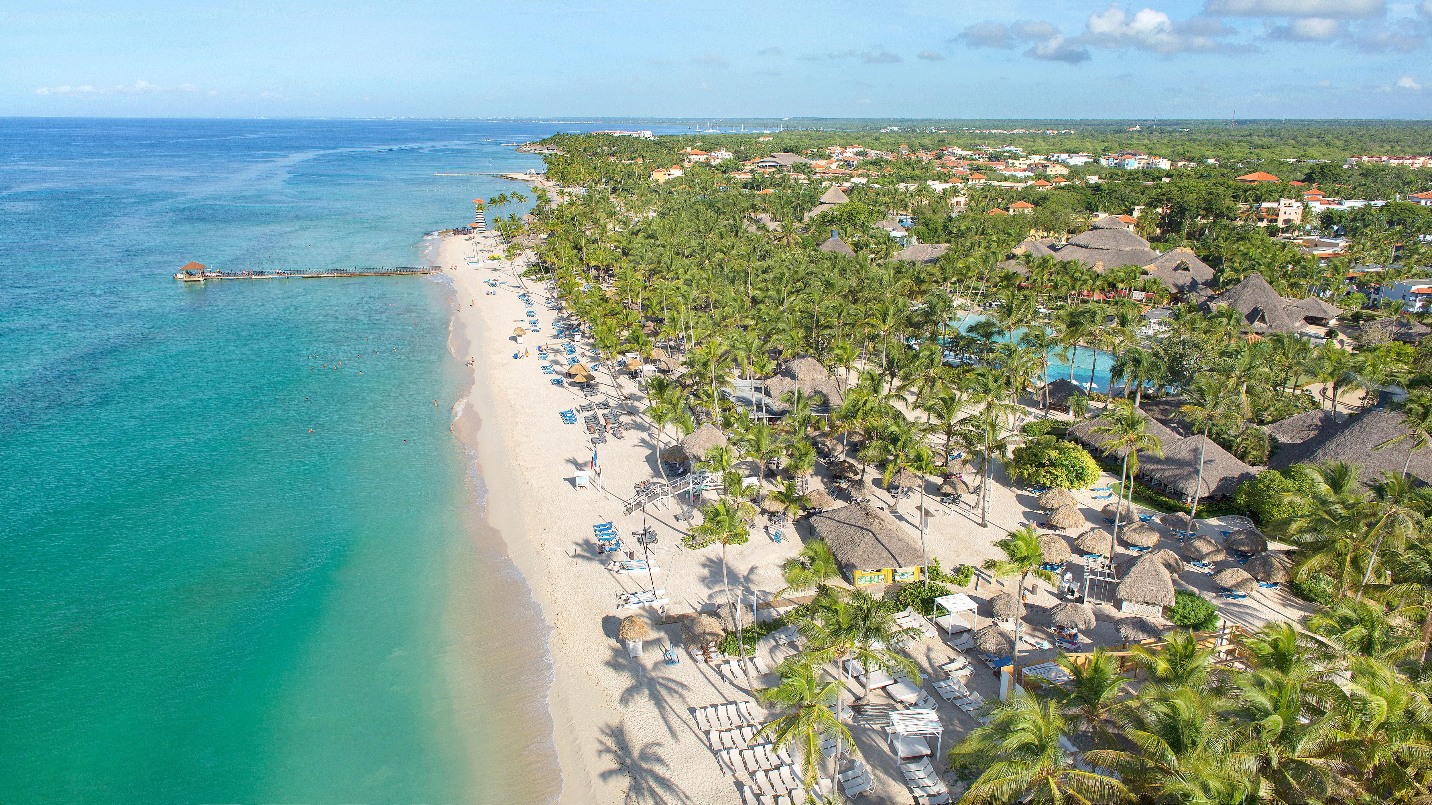 Catalonia Royal La Romana Adults Only Bayahibe Esterno foto Aerial view of Punta Cana