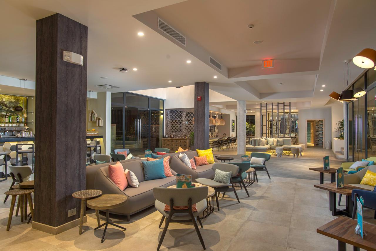 Catalonia Royal La Romana Adults Only Bayahibe Esterno foto The lobby of the hotel