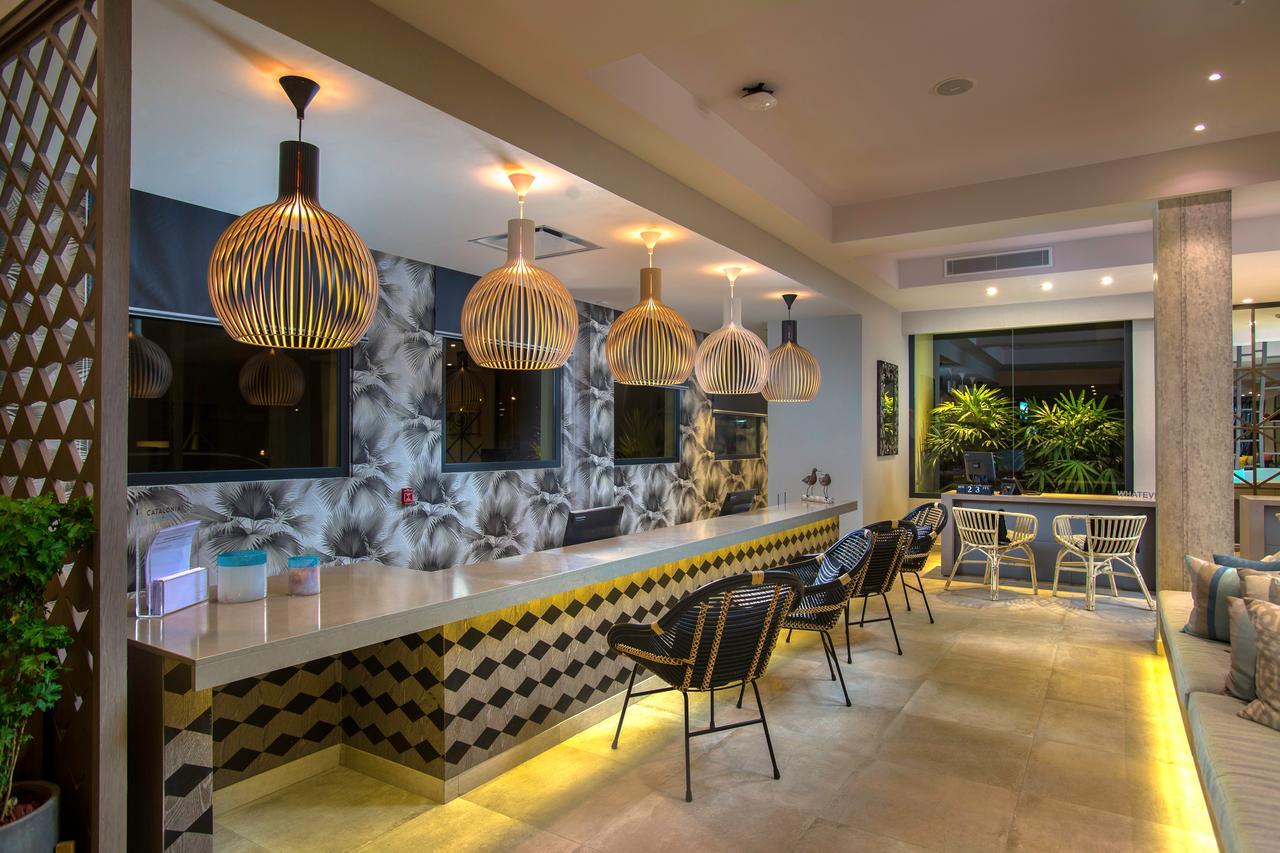 Catalonia Royal La Romana Adults Only Bayahibe Esterno foto Interior of a restaurant in Athens, Greece