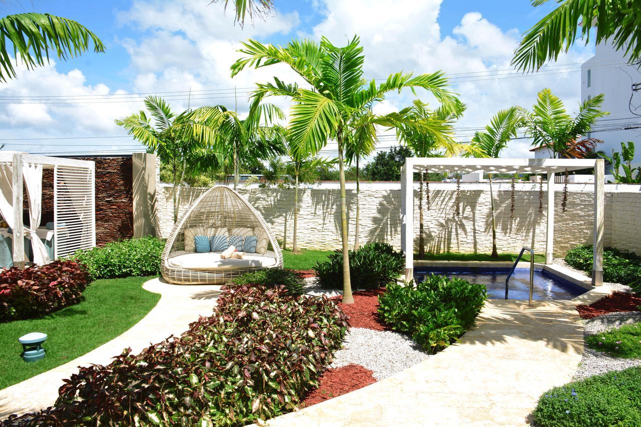 Catalonia Royal La Romana Adults Only Bayahibe Esterno foto Landscape design